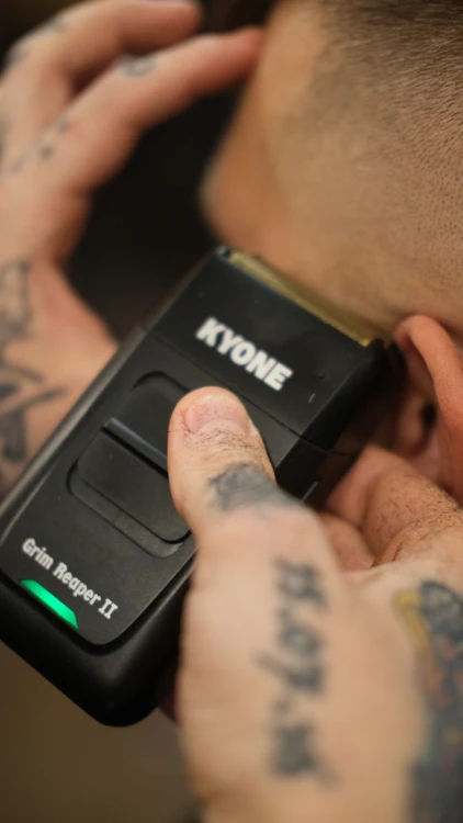 Kyone Golarka Grim Reaper II Shaver z podwójnym foliowym ostrzem